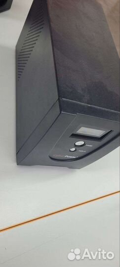 Ибп CyberPower Value2200elcd