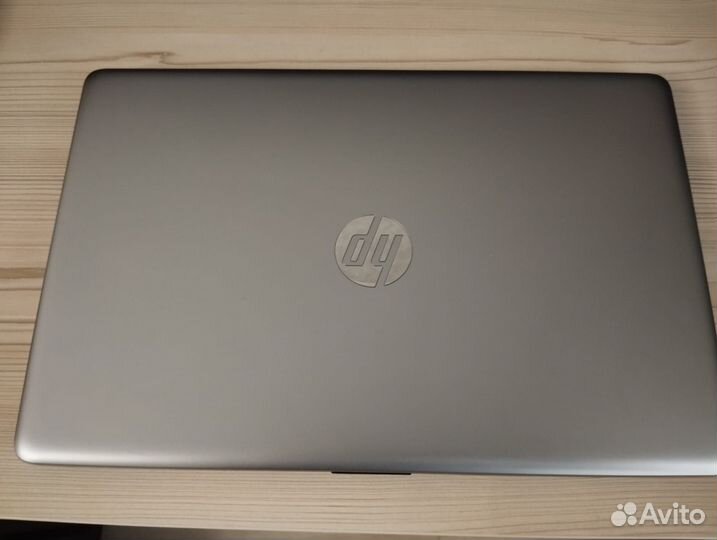 Ноутбук HP 250 G7