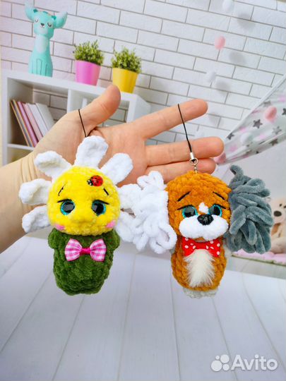 Вязаные игрушки брелки