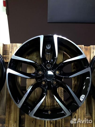 Khomen Wheels 6,5x17/5x114,3 ET45 D54,1 KHW1708