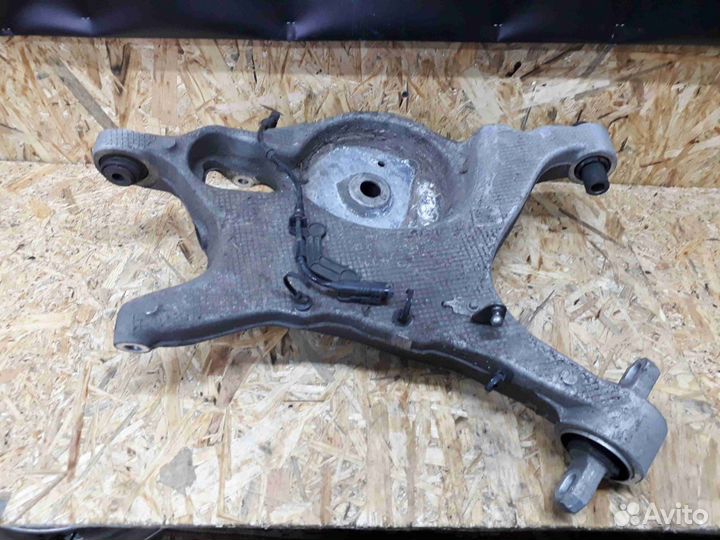 Рычаг задний правый Volvo XC90