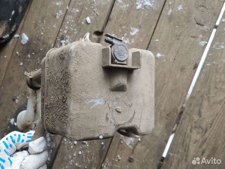 Бачок омывателя emgrand ес 7