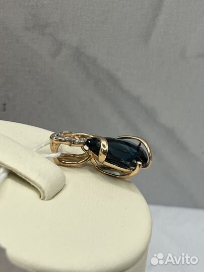 Золотая подвеска