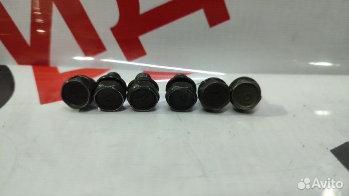 Болт маховика Toyota Corona Premio ST210 3S-FSE