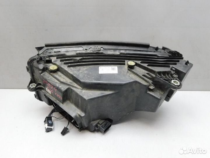 Фара правая Mercedes-Benz GLC Coupe