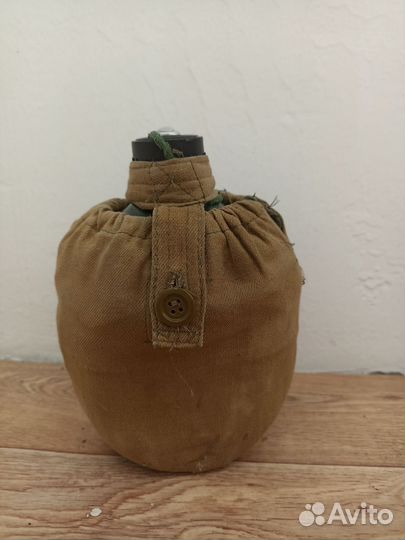 Фляга армейская с чехлом и ремешком
