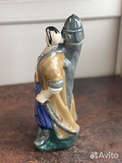 Штоф казак фарфоровый