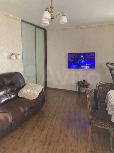 3-к. квартира, 73 м², 2/10 эт.