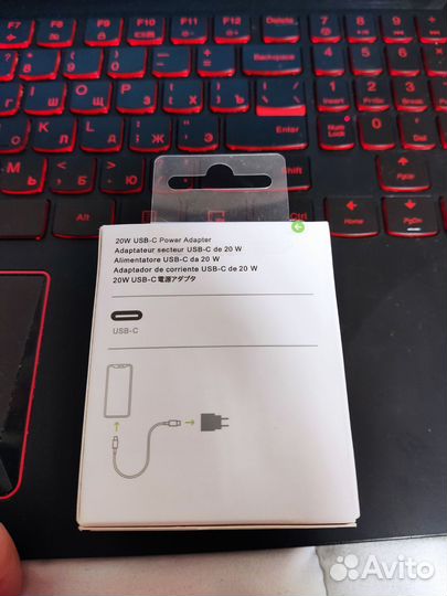 Apple адаптер USB-C 2A / 20W