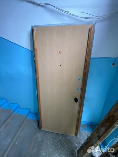 Дверь металлическая входная