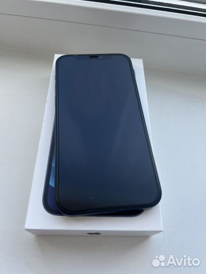 iPhone 12, 64 ГБ