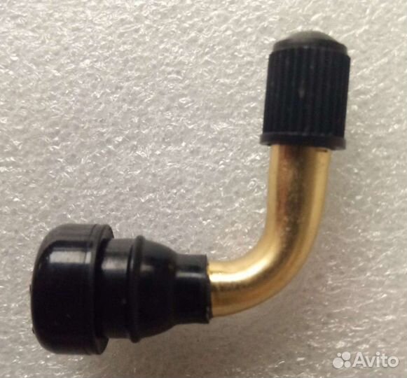 Новый угловой ниппель (клапан, вентиль, сосок) и