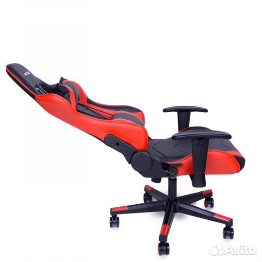 Игровое компьютерное кресло