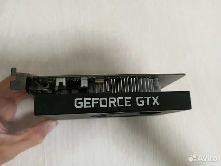 Видеокарта GTX 1650 4Gb