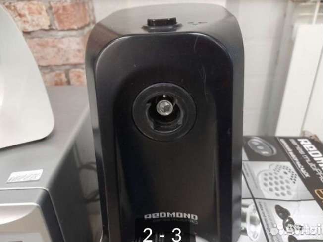 Мясорубка Redmond Rmg-1223-6 1000Вт