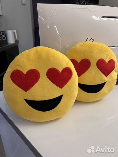 Подушка смайлик