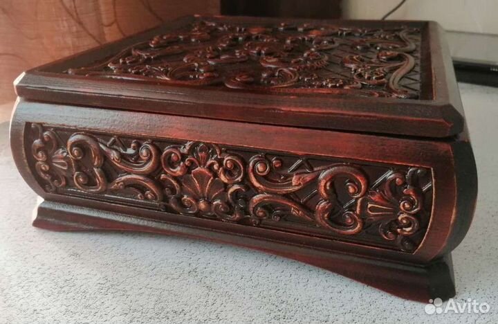 Шкатулки из дерева