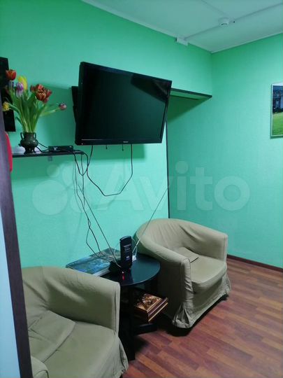 Комната 24 м² в > 9-к., 1/17 эт.