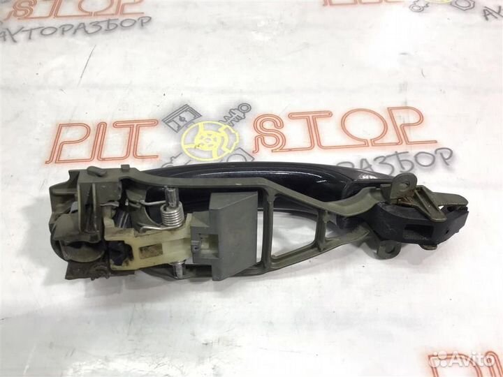 Внешняя ручка передней левой двери VW Touareg GP