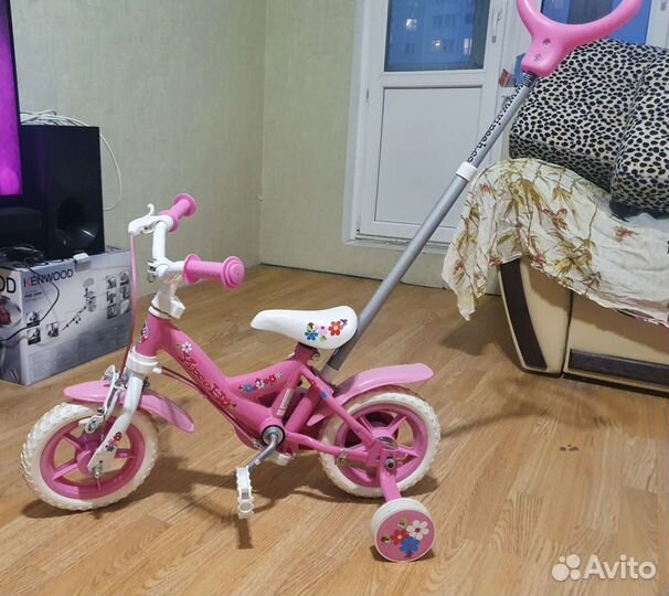 Детский велосипед на 2 года с родительской ручкой