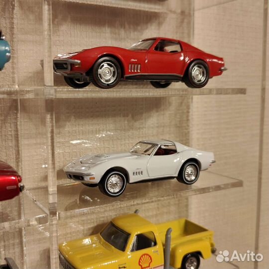 Johnny Lightning Chevrolet Corvette C3