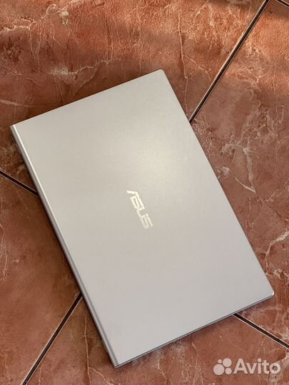 Игровой ноутбук asus