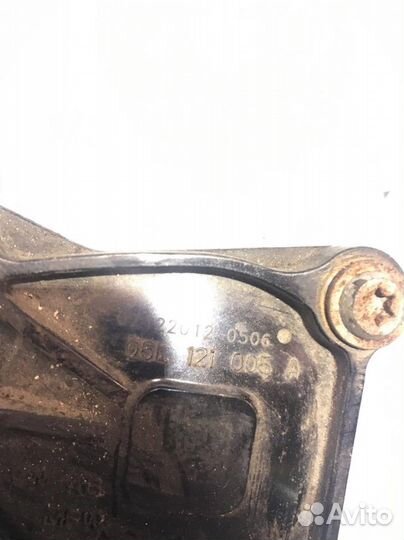 Помпа 06L121005A