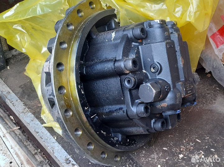 Гидромотор хода Hitachi ZX330-5G