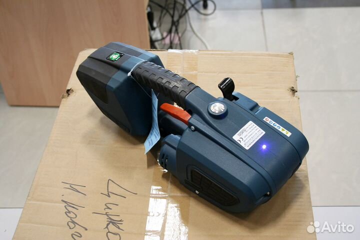 Аккумуляторный стреппинг инструмент