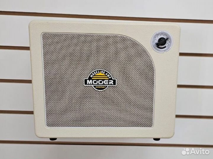 Гитарный комбоусилитель mooer
