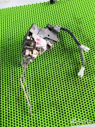 Замок двери передней правой Сузуки Лиана