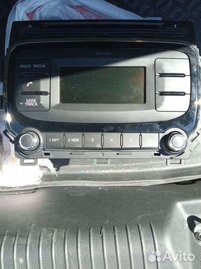 Магнитола Шгу Kia cerato 3