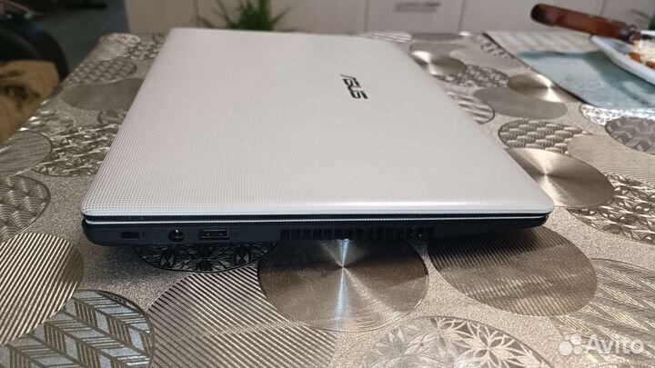 Ноутбук Asus x401a