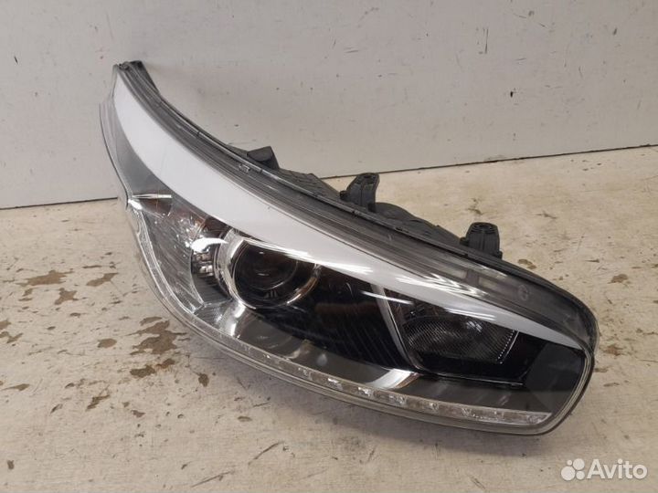Фара правая Kia Ceed 2 2012
