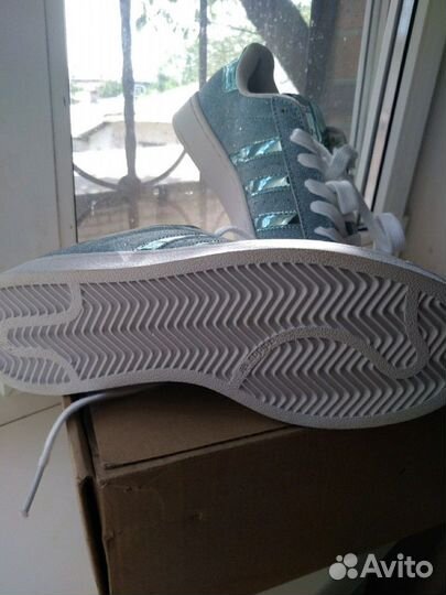 Кроссовки, Adidas