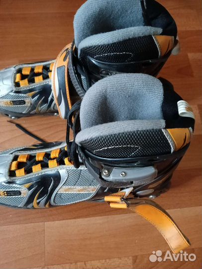 Роликовые коньки