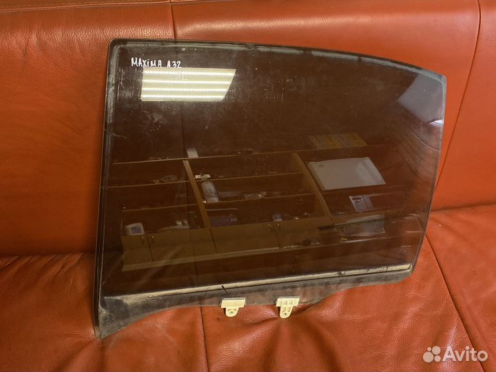 Nissan maxima а32 заднее левое стекло двери