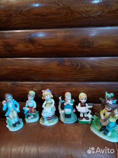 Фарфоровые статуэтки