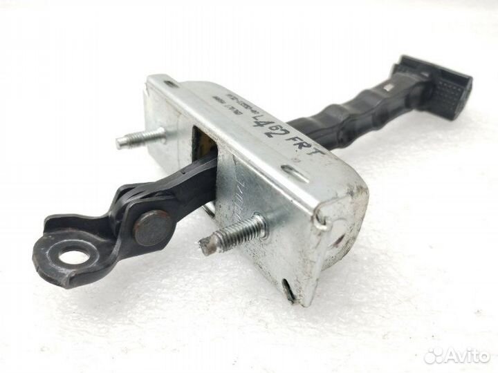 Ограничитель двери передний правый Land Rover