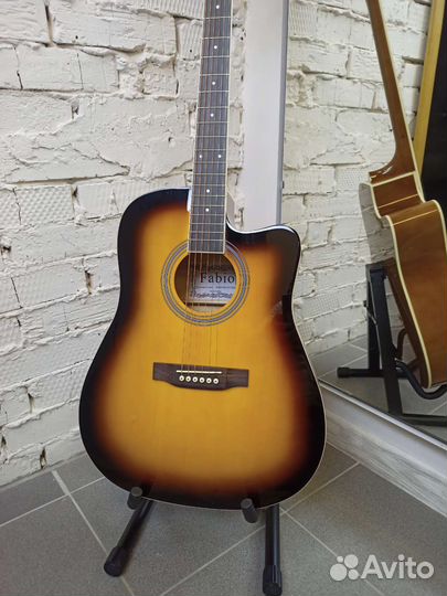 Электроакустическая гитара