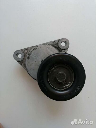Помпа, ролик ремня генер-ра - chevrolet cruze 1.6