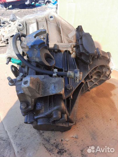 Механическая коробка передач Рено TL4 A042 6 ст