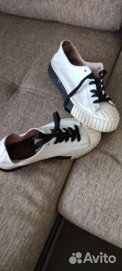 Кроссовки женские натуральная кожа размер 39