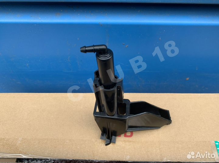 Форсунка левая Nissan Qashqai 2 j11 2014