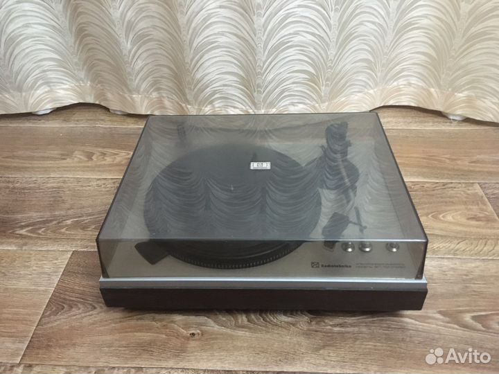 Проигрыватель винила