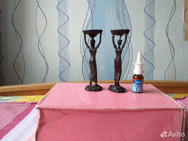 Подсвечники