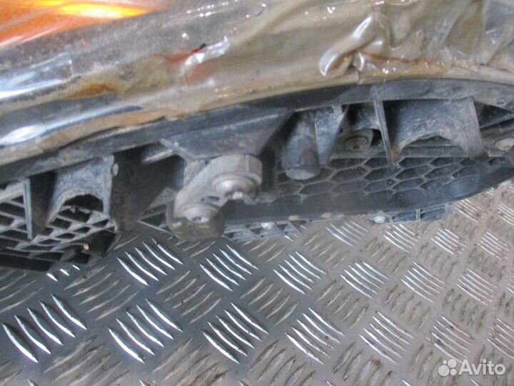 Фара Scania 2674384