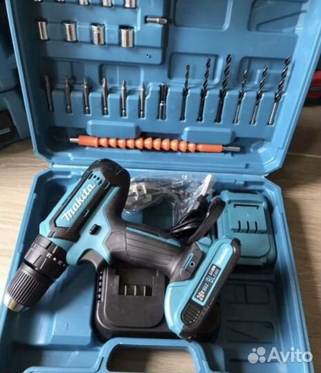 Аккум. Шуруповерт Makita 26v (ударный с набором )