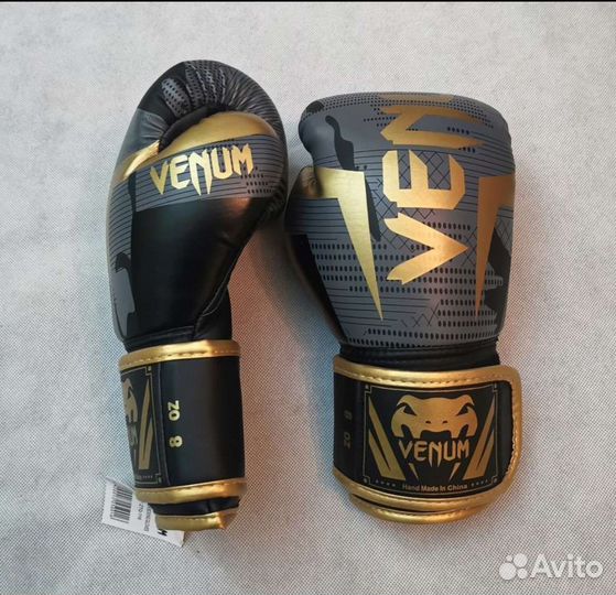 Боксерские перчатки venum (новые)