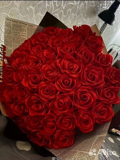 Букет цветов из атласной ленты